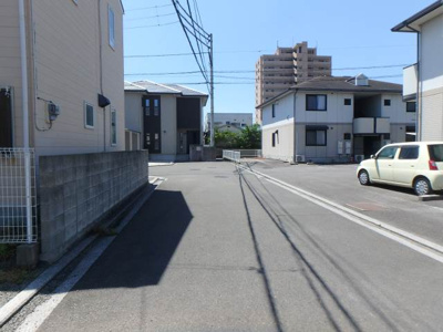 【周辺】 | フローレス