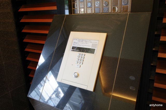 プレサンス難波マジョリティ　仲介手数料無料のセキュリティ