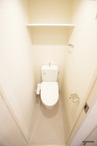 プレサンス難波マジョリティ　仲介手数料無料のトイレ