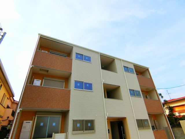 グラツィア堺の外観