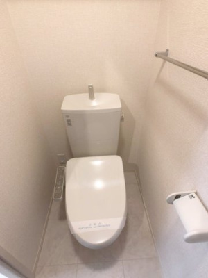 【トイレ】 | サンモールあさひ | 落ち着いた色調のトイレです