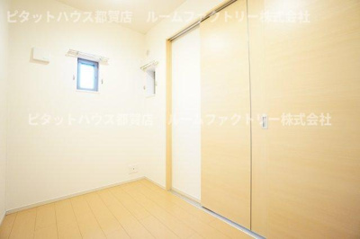 【洋室】 | ウエストヒルパーシモン | ※同物件、同タイプ、間取り反転のお部屋です