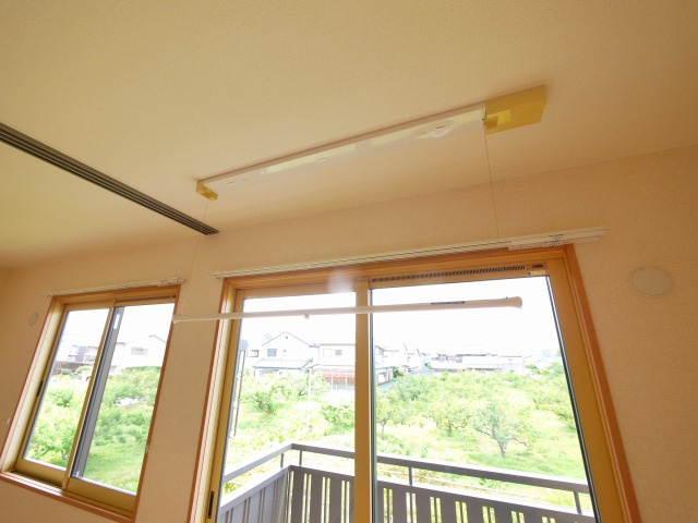 ルミナス　アークの設備|室内物干しです。