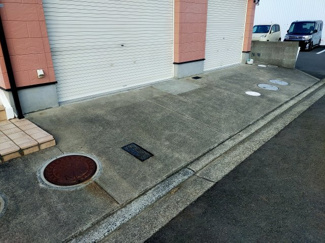 【駐車場】