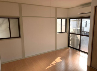 【居間・リビング】 | 【投資用としても】高円寺北4丁目　中古戸建て | 【投資用としても】高円寺北4丁目　中古戸建て