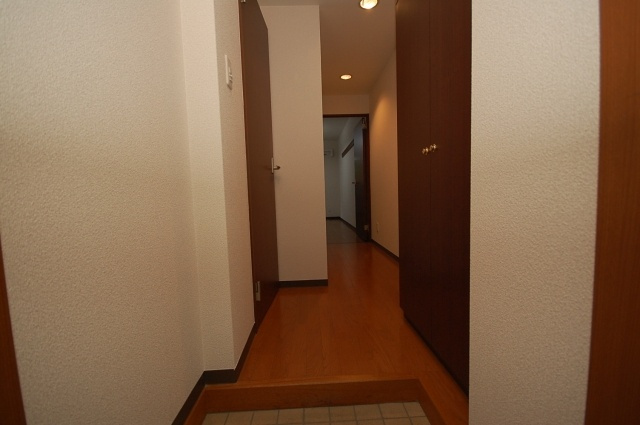 ラ・エトワールの玄関|同タイプ　類似写真