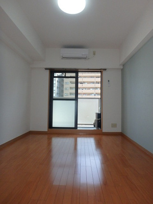 【洋室】 | エスリード梅田西第3