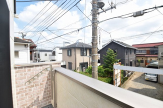 【展望】 | バルコニーからは開放的な景色が眺められます。