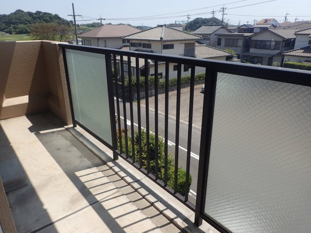 グランドール清水が丘のバルコニー
