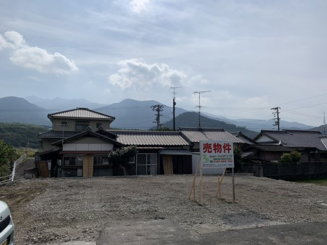 西条市飯岡土地【1,330】134.30坪の外観