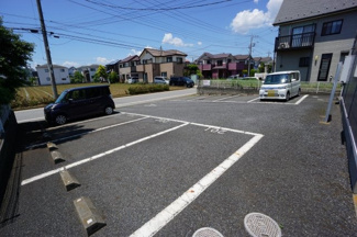 【駐車場】