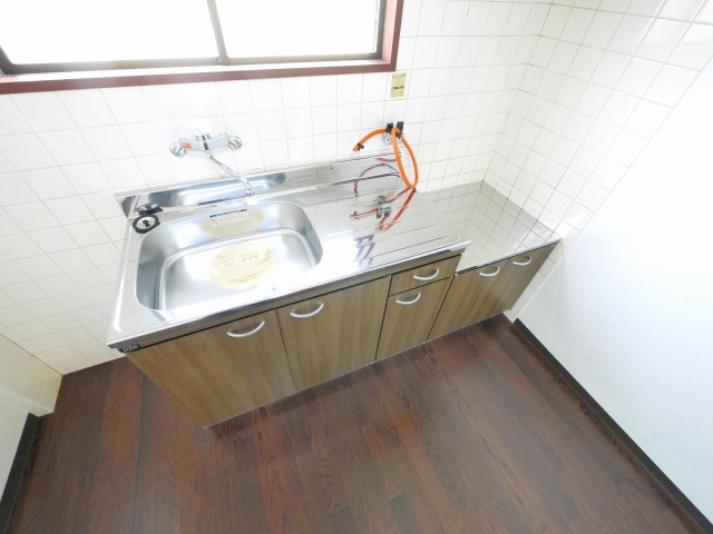 サニーハイツ朝日ヶ丘Bのキッチン|きれいなキッチンです