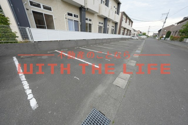 レモンバームⅡ【キャッシュバック対象物件】の駐車場|駐車場です