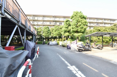 【その他共用部分】 | 多摩川芙蓉ハイツ2号棟 | バイク置場
