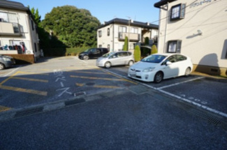 【駐車場】