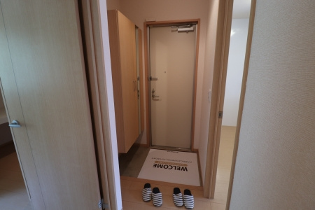 熊本市北区山室６丁目のアパートの玄関