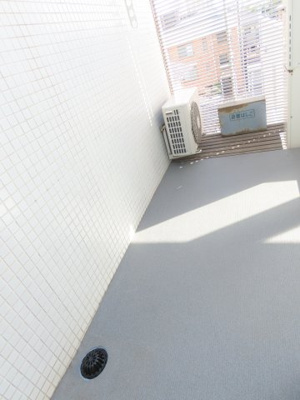 【バルコニー】 | FLAT　Y