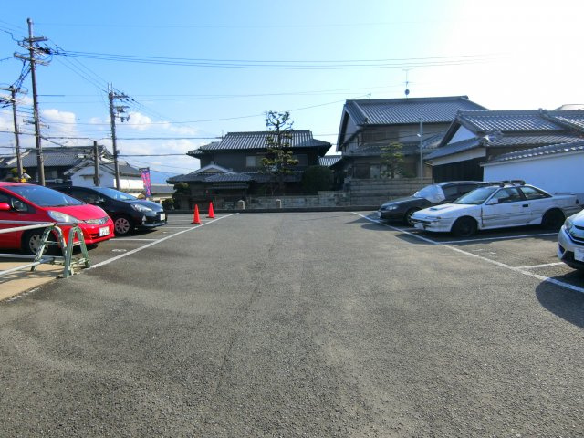 パーシモンフィールドの駐車場