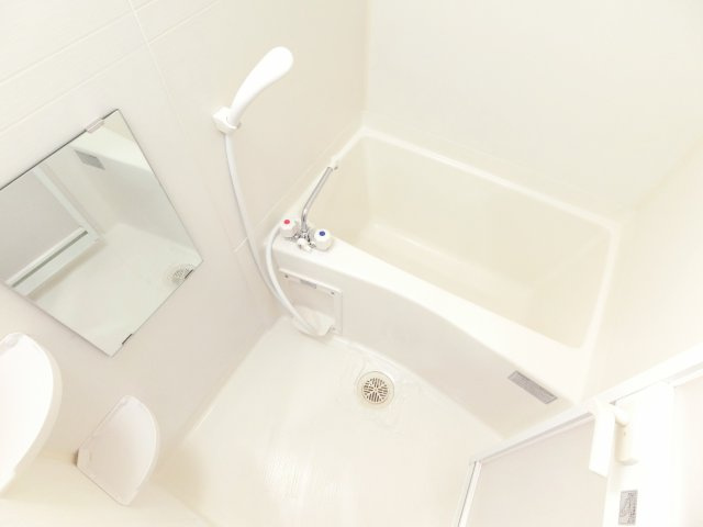 パーシモンフィールドの浴室|同物件別部屋イメージ写真