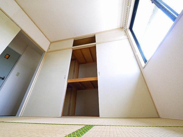 シャルム祐の収納|たっぷりとした収納スペースです