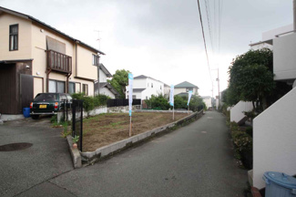 【前面道路含む現地写真】
