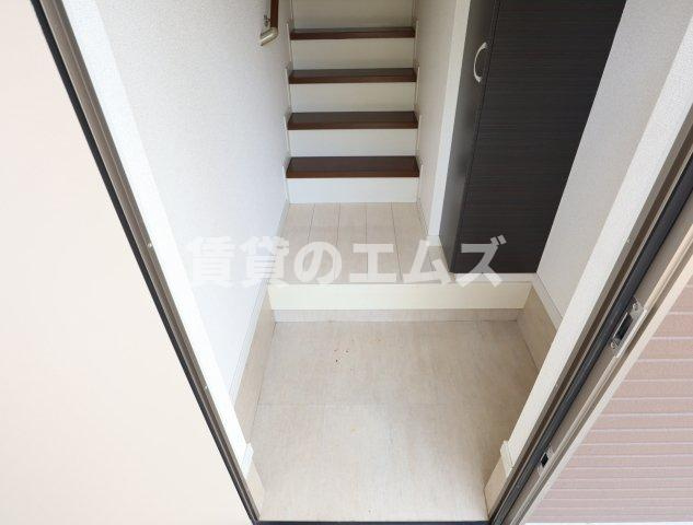 【玄関】 | ブルーディーヴァ　Ｂ棟 | ブルーディーヴァ　Ｂ棟の玄関