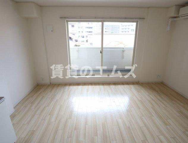 【居間・リビング】 | ブルーディーヴァ　Ｂ棟 | ブルーディーヴァ　Ｂ棟のリビング