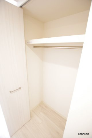 プレサンス塚本ミッドマーク　仲介手数料無料の収納