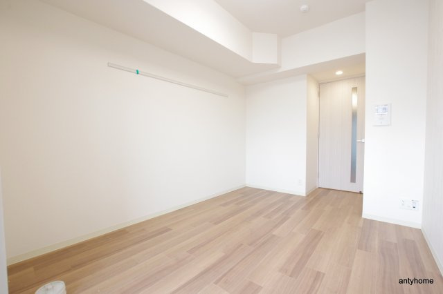 プレサンス塚本ミッドマーク　仲介手数料無料の寝室