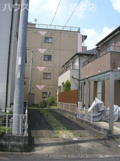 【外観】 | 岐阜市日野北　中古住宅　駐車スペース３台可能