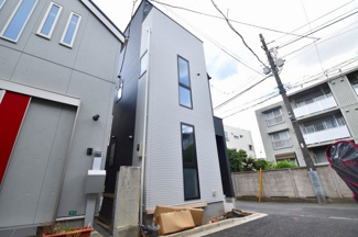 【外観】 | 現地見学や資料請求などお気軽にお問合わせ下さい。
周辺環境とあわせて現地ご案内致します。