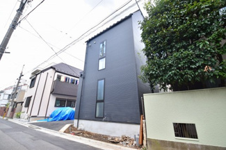 【外観】 | 現地見学や資料請求などお気軽にお問合わせ下さい。
周辺環境とあわせて現地ご案内致します。