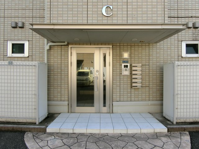 ランロードＣ棟のエントランス