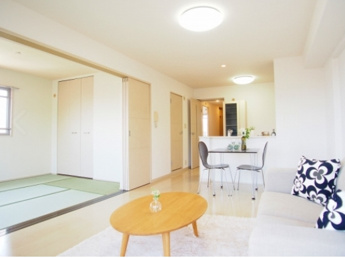 【居間・リビング】