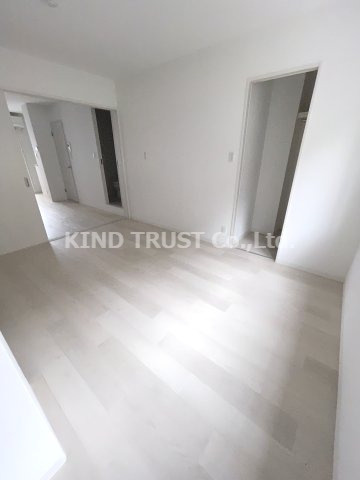 レジーナ天神の居間・リビング|使いやすい居間です