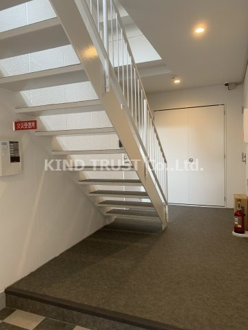 レジーナ天神のロビー|毎日通るロビーはこのようになっています