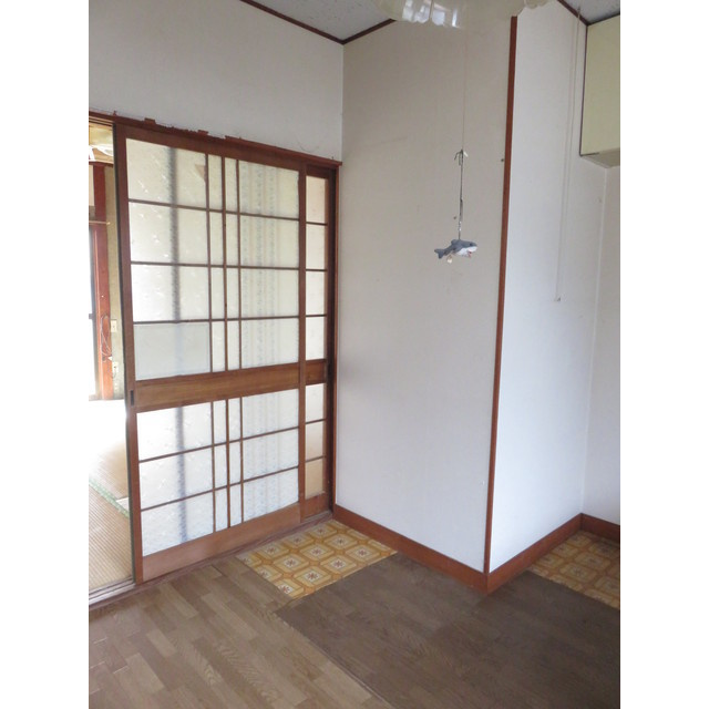 岐阜市鏡島東１丁目の一戸建ての居間・リビング