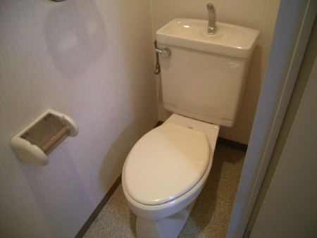 ステートリー羽衣のトイレ|清潔感のあるトイレです