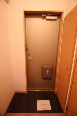 【玄関】 | アムール 相生