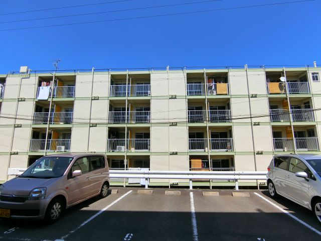 ビレッジハウス加賀田の外観