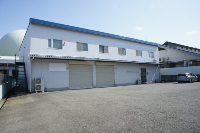 硯町1丁目倉庫の外観