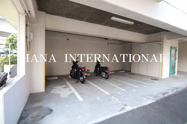 ルミエールレジデンスのその他共用部分|バイク置き場