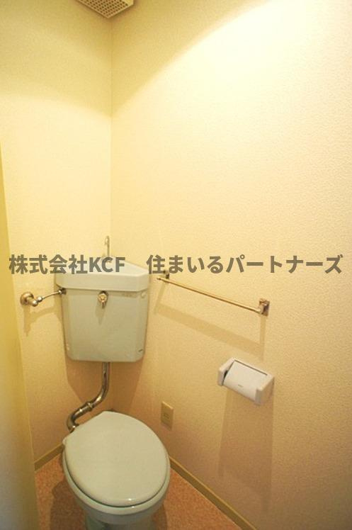 シャトレ隈Ⅲのトイレ|コンパクトで使いやすいトイレです
