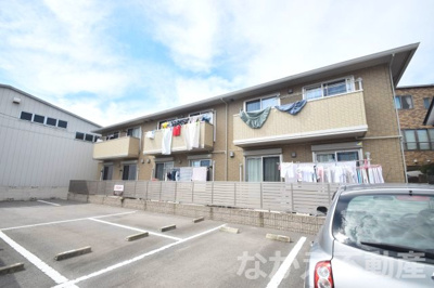 【外観】 | フルラージュ | 外観は落ち着いています