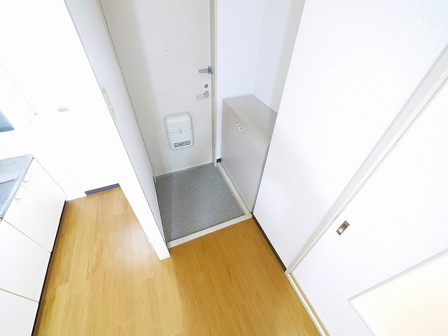 ヴイラージュの玄関|明るい玄関です