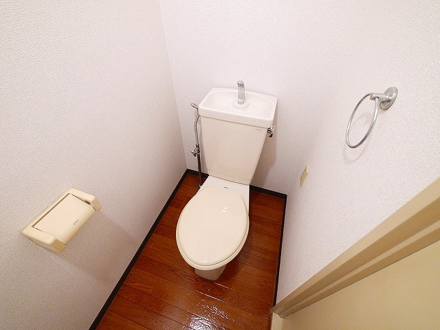 ヴイラージュのトイレ|清潔感のあるトイレです