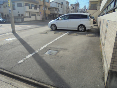【駐車場】 | レジデンスアイズ