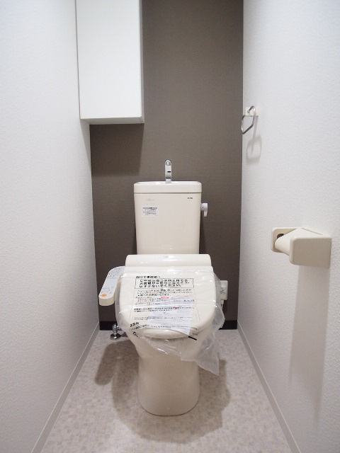 ラフレシーサ医大通り【10,000円キャッシュバック対象物件】のトイレ|シンプルで使いやすいトイレです