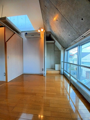 コート山王の洋室