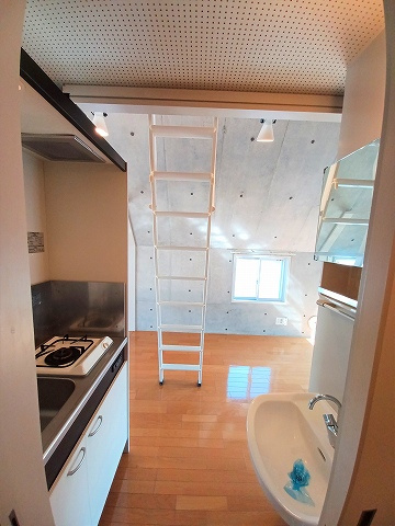 コート山王のキッチン